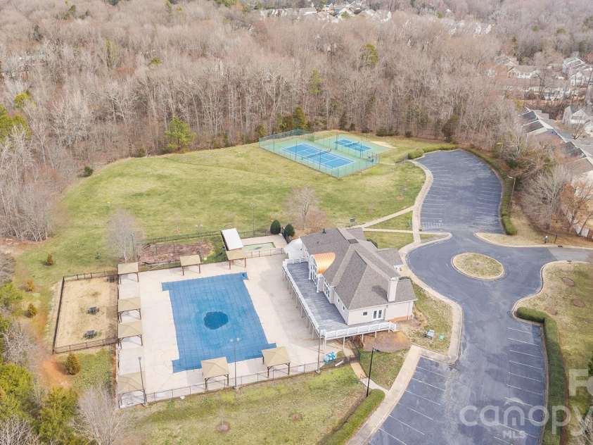 8216 Gossomer Bay Drive, Charlotte, NC 28270.  MLS# CAR4349414, YatesRealty ID 3989. 