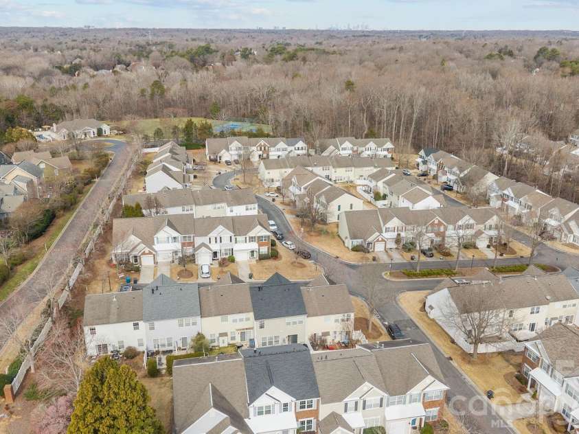 8216 Gossomer Bay Drive, Charlotte, NC 28270.  MLS# CAR4349414, YatesRealty ID 3989. 