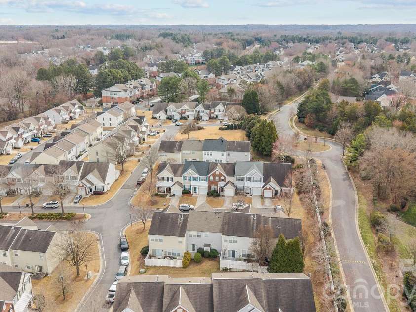 8216 Gossomer Bay Drive, Charlotte, NC 28270.  MLS# CAR4349414, YatesRealty ID 3989. 