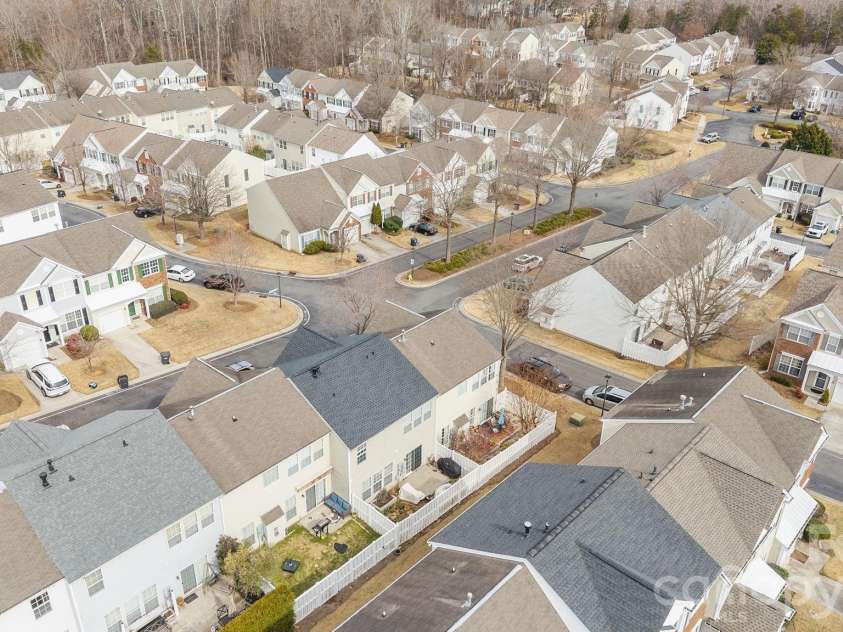 8216 Gossomer Bay Drive, Charlotte, NC 28270.  MLS# CAR4349414, YatesRealty ID 3989. 