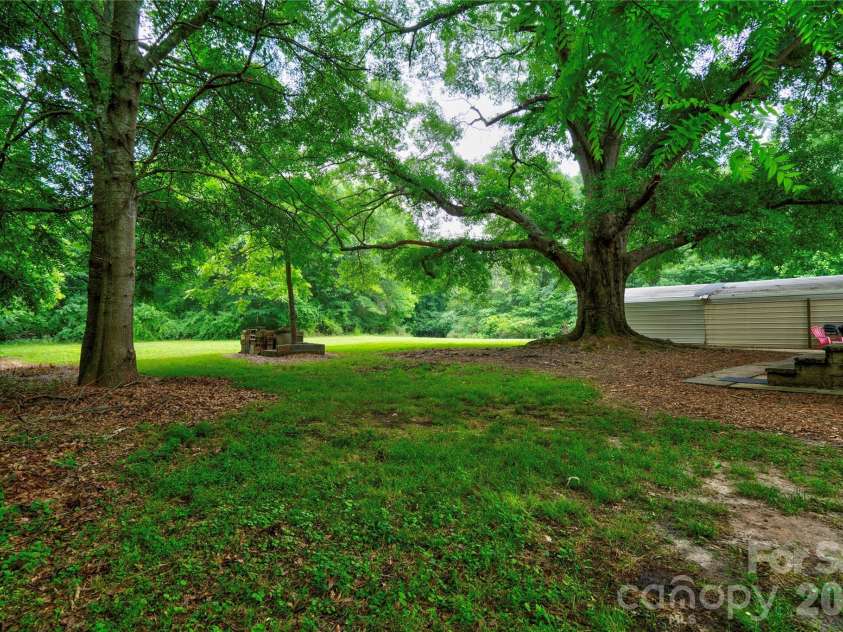 1726 Metcalf Road, Shelby, NC 28150.  MLS# CAR4392526, YatesRealty ID 39892. Back Yard