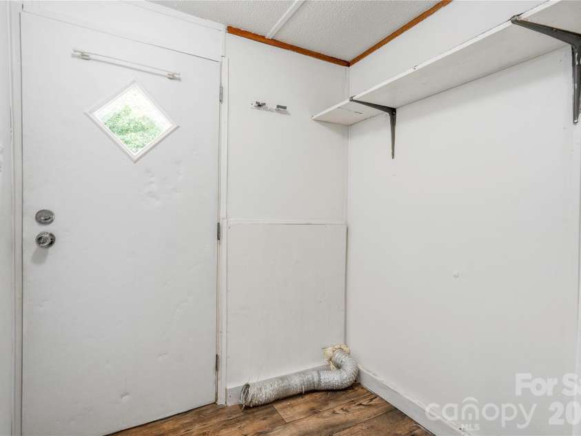 1726 Metcalf Road, Shelby, NC 28150.  MLS# CAR4392526, YatesRealty ID 39892. Laundry