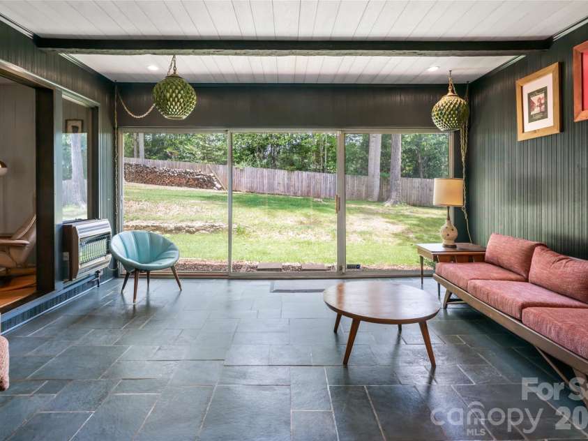 24 Amherst Road, Biltmore Forest, NC 28803.  MLS# CAR4394304, YatesRealty ID 39893. 