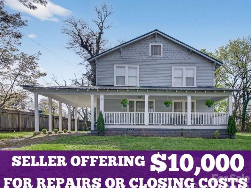 610 Westside Drive, Lexington, NC 27292.  MLS# CAR4394670, YatesRealty ID 39894. 