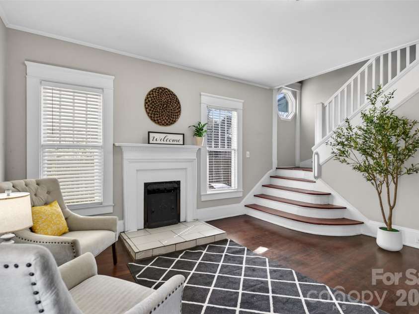 610 Westside Drive, Lexington, NC 27292.  MLS# CAR4394670, YatesRealty ID 39894. 