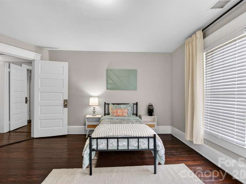 610 Westside Drive, Lexington, NC 27292.  MLS# CAR4394670, YatesRealty ID 39894. 