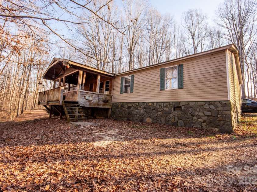 338 Piney Grove Road, Harmony, NC 28634.  MLS# CAR4214212, YatesRealty ID 399. 