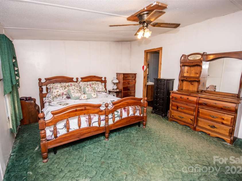 338 Piney Grove Road, Harmony, NC 28634.  MLS# CAR4214212, YatesRealty ID 399. 