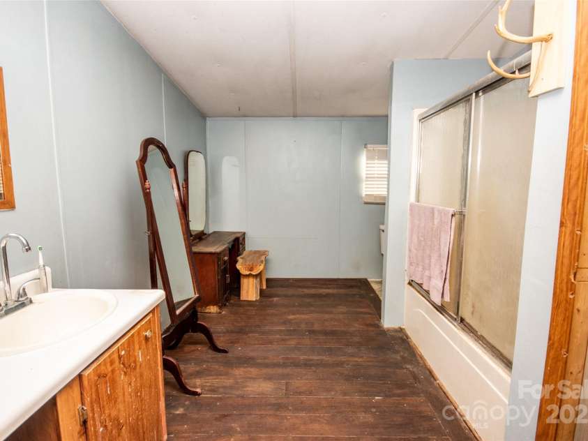 338 Piney Grove Road, Harmony, NC 28634.  MLS# CAR4214212, YatesRealty ID 399. 