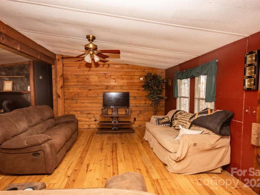 338 Piney Grove Road, Harmony, NC 28634.  MLS# CAR4214212, YatesRealty ID 399. 