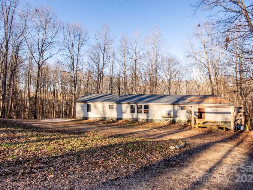 338 Piney Grove Road, Harmony, NC 28634.  MLS# CAR4214212, YatesRealty ID 399. 