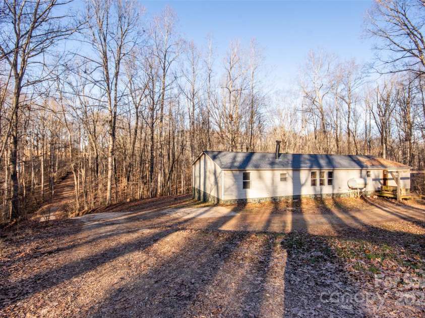 338 Piney Grove Road, Harmony, NC 28634.  MLS# CAR4214212, YatesRealty ID 399. 