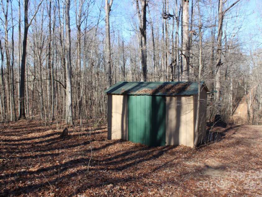 338 Piney Grove Road, Harmony, NC 28634.  MLS# CAR4214212, YatesRealty ID 399. 