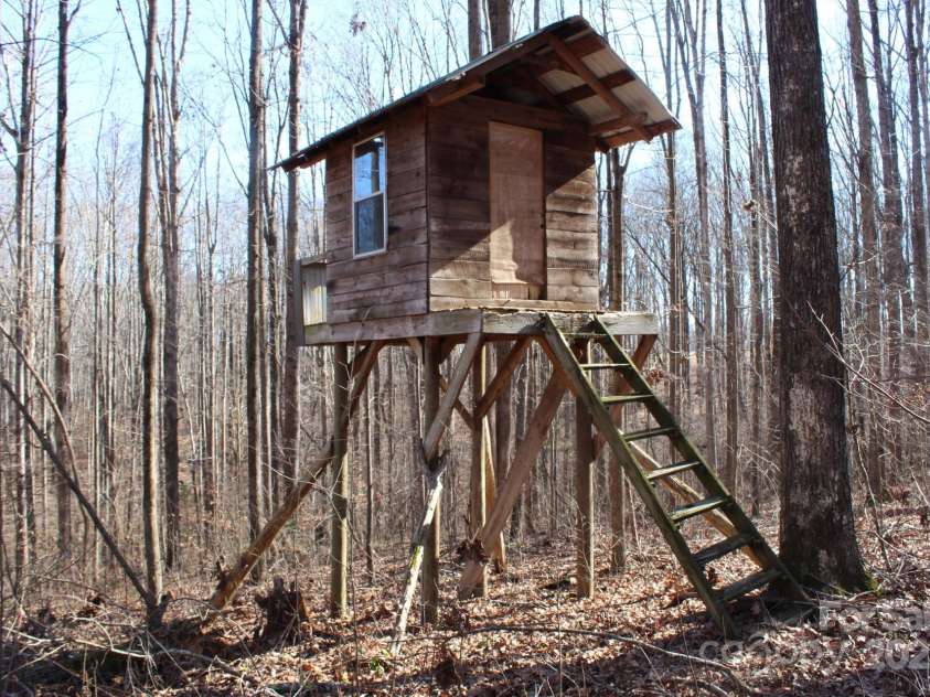 338 Piney Grove Road, Harmony, NC 28634.  MLS# CAR4214212, YatesRealty ID 399. 