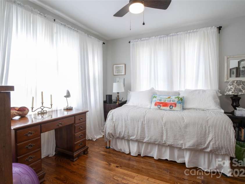 44 Hemlock Avenue, Spruce Pine, NC 28777.  MLS# CAR4315441, YatesRealty ID 399. 