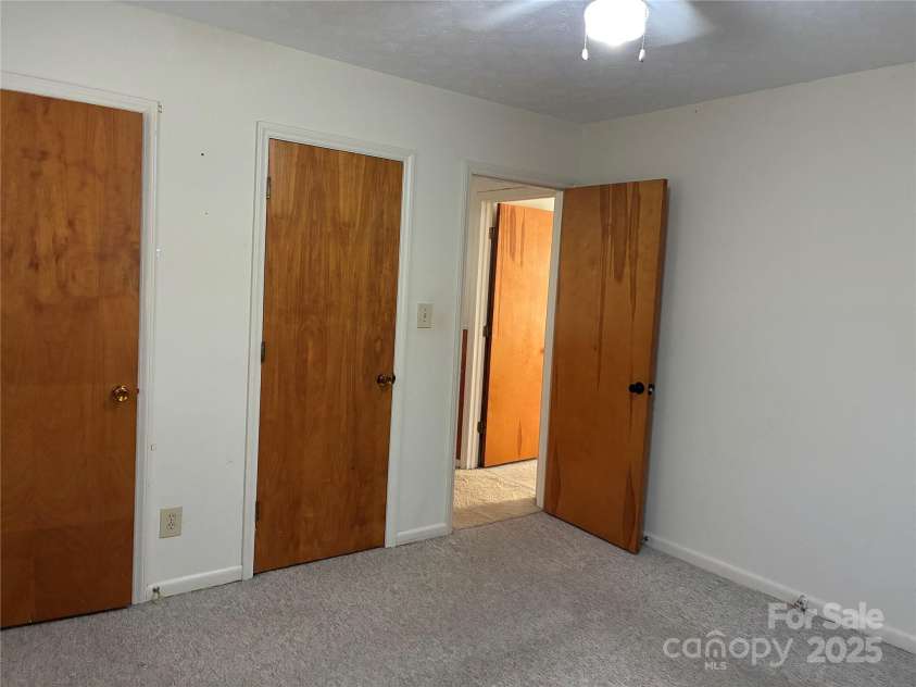 6102 Len Drive, Shelby, NC 28152.  MLS# CAR4317776, YatesRealty ID 3990. Bedroom #3