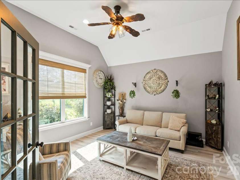 2915 Point Road, Belmont, NC 28012.  MLS# CAR4407200, YatesRealty ID 39901. 