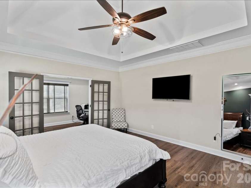 2915 Point Road, Belmont, NC 28012.  MLS# CAR4407200, YatesRealty ID 39901. 