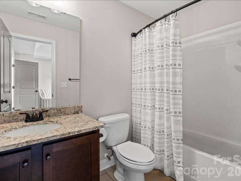 2915 Point Road, Belmont, NC 28012.  MLS# CAR4407200, YatesRealty ID 39901. 