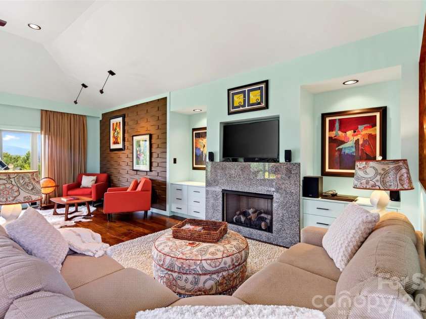 362 Captains Drive, Nebo, NC 28761.  MLS# CAR4404869, YatesRealty ID 39904. 