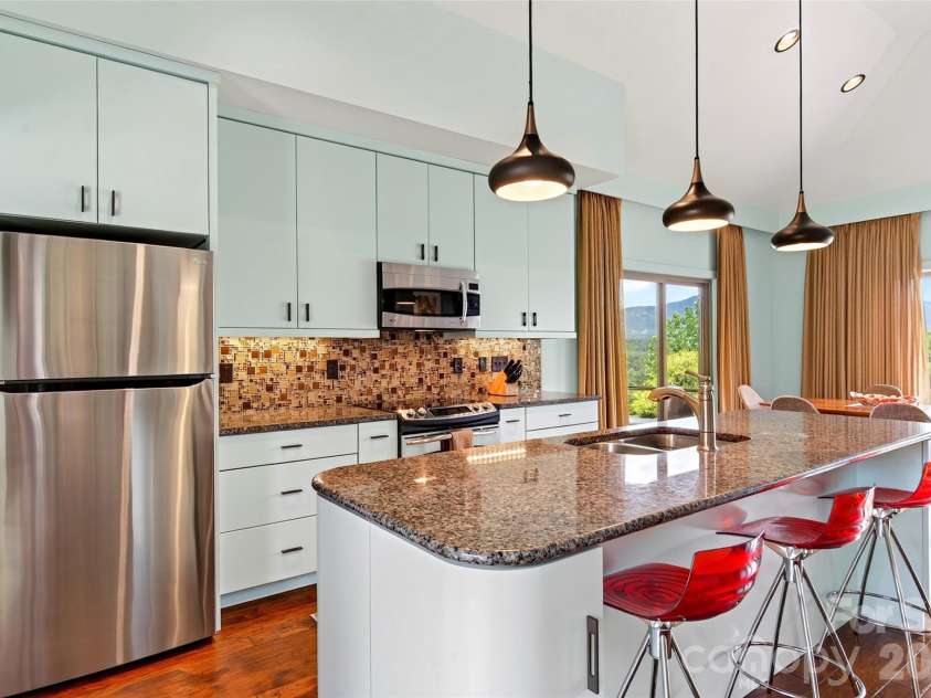362 Captains Drive, Nebo, NC 28761.  MLS# CAR4404869, YatesRealty ID 39904. 