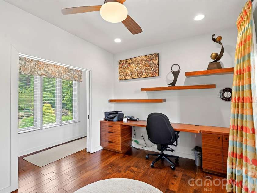 362 Captains Drive, Nebo, NC 28761.  MLS# CAR4404869, YatesRealty ID 39904. 