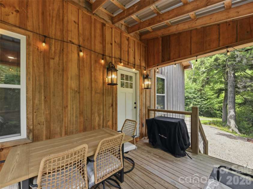 261 Yonah Drive, Maggie Valley, NC 28751.  MLS# CAR4407577, YatesRealty ID 39905. 