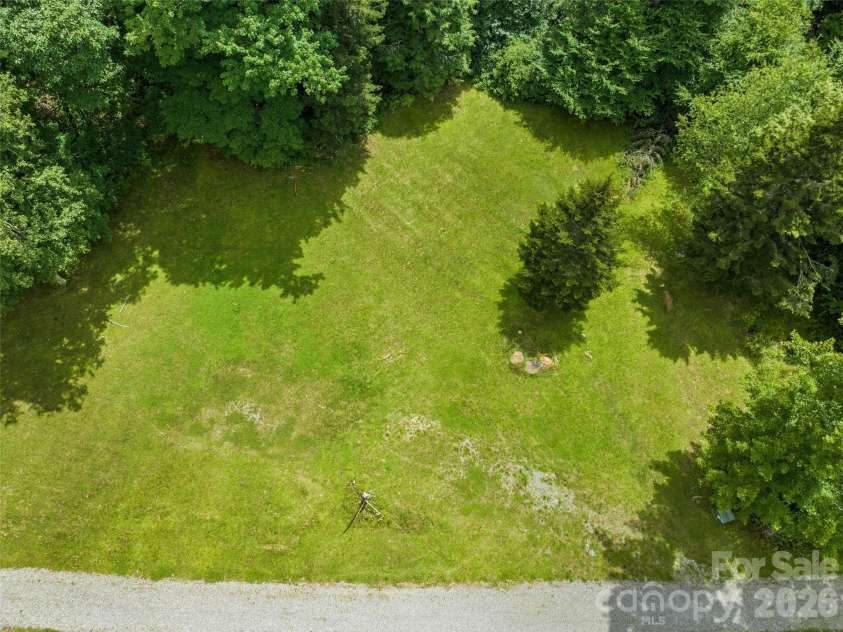 261 Yonah Drive, Maggie Valley, NC 28751.  MLS# CAR4407577, YatesRealty ID 39905. 
