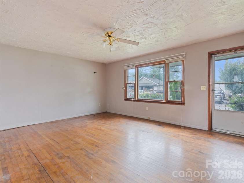 57 Spruce Street, Waynesville, NC 28786.  MLS# CAR4407581, YatesRealty ID 39908. 