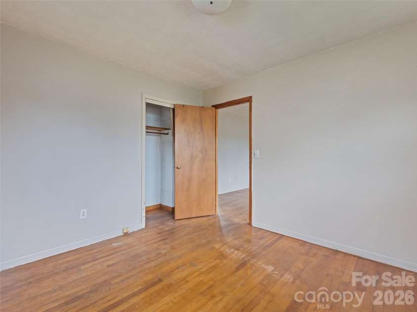 57 Spruce Street, Waynesville, NC 28786.  MLS# CAR4407581, YatesRealty ID 39908. 