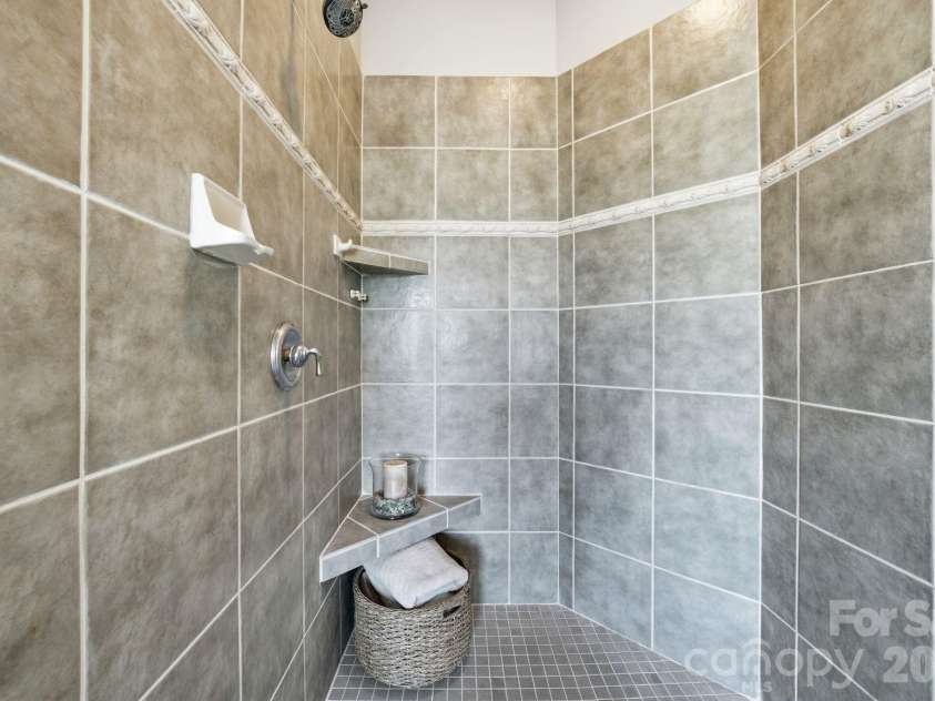185 Quaker Road, Mooresville, NC 28117.  MLS# CAR4354548, YatesRealty ID 3991. 