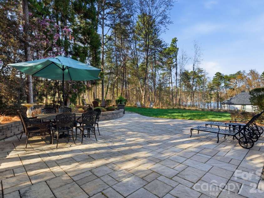 185 Quaker Road, Mooresville, NC 28117.  MLS# CAR4354548, YatesRealty ID 3991. 