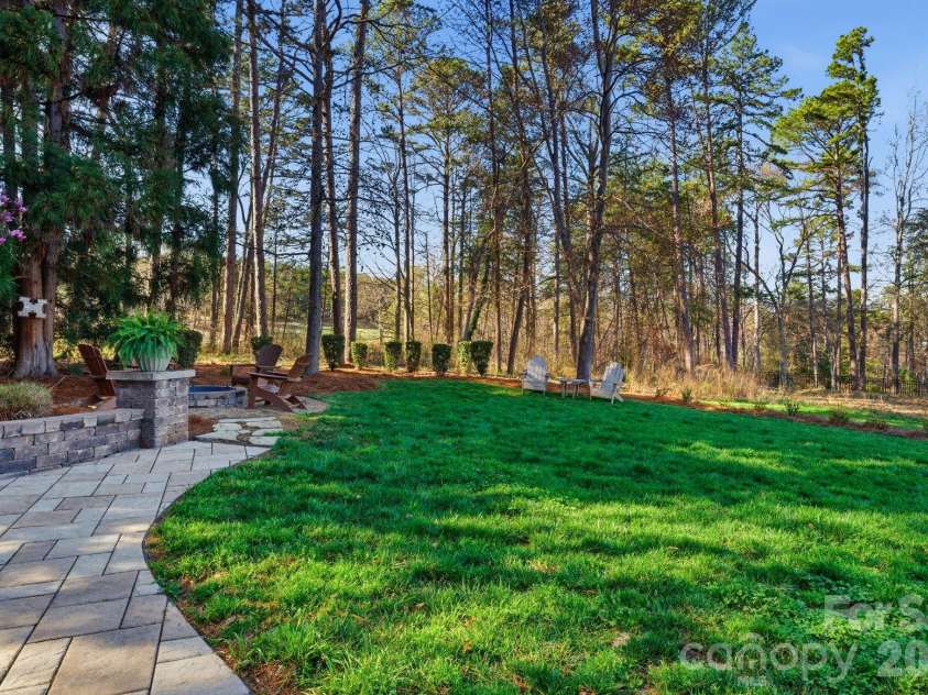 185 Quaker Road, Mooresville, NC 28117.  MLS# CAR4354548, YatesRealty ID 3991. 