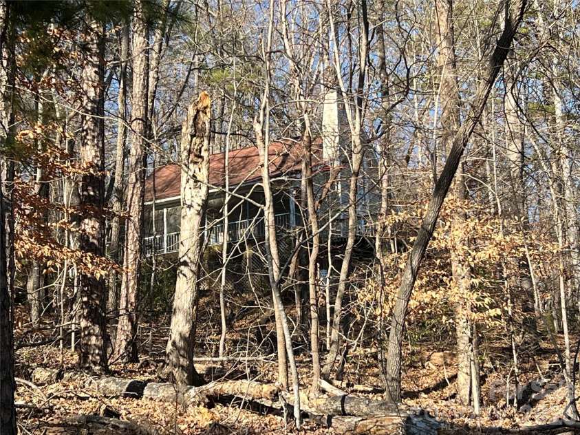 430 Laurel Heights Lane, Tryon, NC 28782.  MLS# CAR4277530, YatesRealty ID 3991. 