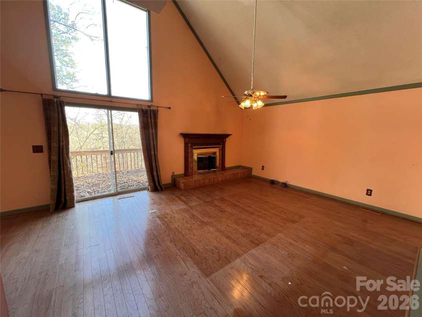 430 Laurel Heights Lane, Tryon, NC 28782.  MLS# CAR4277530, YatesRealty ID 3991. 