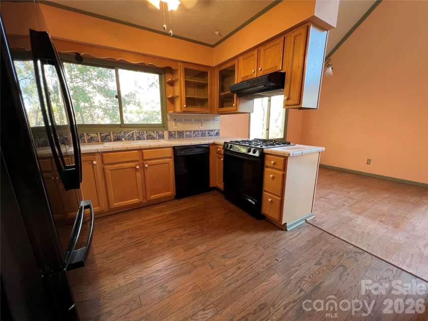 430 Laurel Heights Lane, Tryon, NC 28782.  MLS# CAR4277530, YatesRealty ID 3991. 