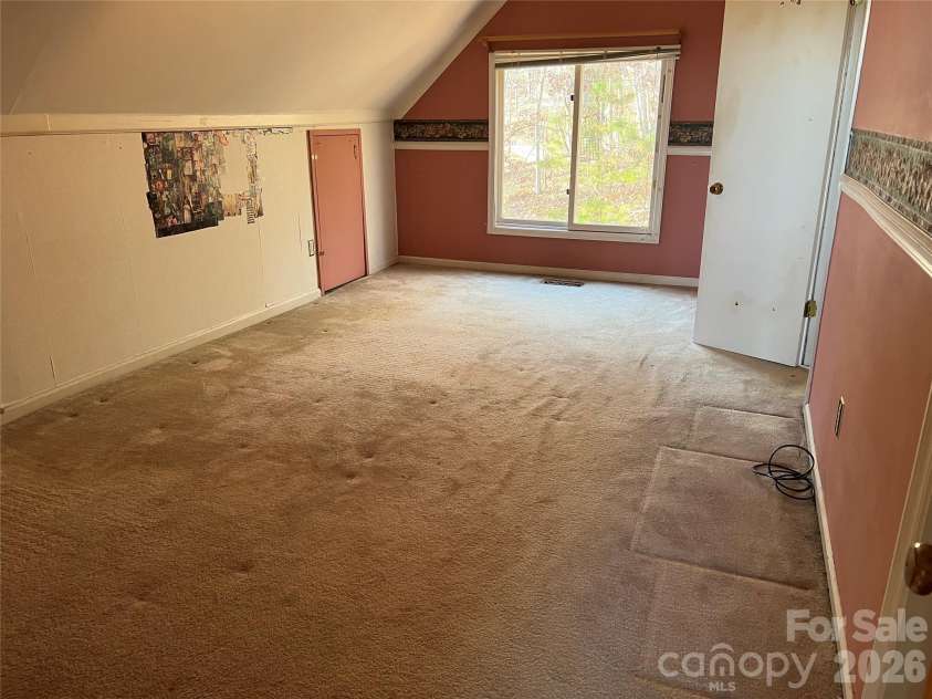 430 Laurel Heights Lane, Tryon, NC 28782.  MLS# CAR4277530, YatesRealty ID 3991. 