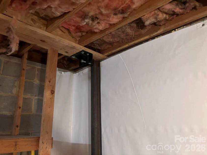 430 Laurel Heights Lane, Tryon, NC 28782.  MLS# CAR4277530, YatesRealty ID 3991. 