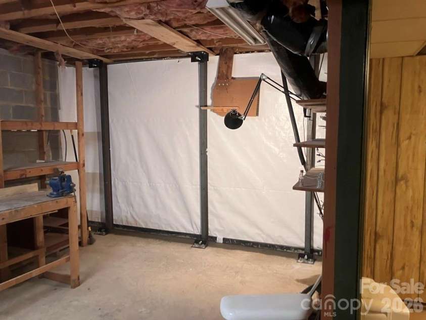 430 Laurel Heights Lane, Tryon, NC 28782.  MLS# CAR4277530, YatesRealty ID 3991. 