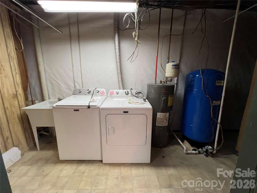 430 Laurel Heights Lane, Tryon, NC 28782.  MLS# CAR4277530, YatesRealty ID 3991. 