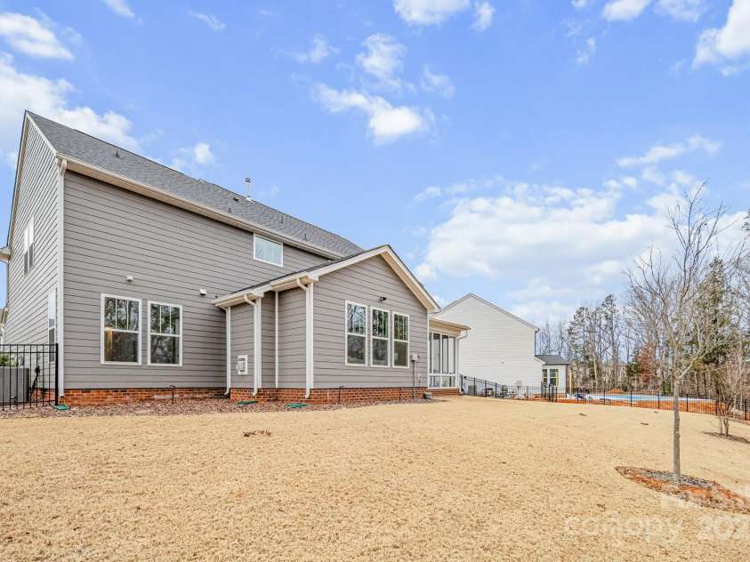800 Landau Road, Waxhaw, NC 28173.  MLS# CAR4211219, YatesRealty ID 3991. Back Yard