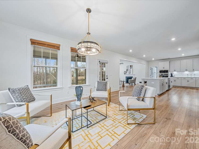 800 Landau Road, Waxhaw, NC 28173.  MLS# CAR4211219, YatesRealty ID 3991. Morning room