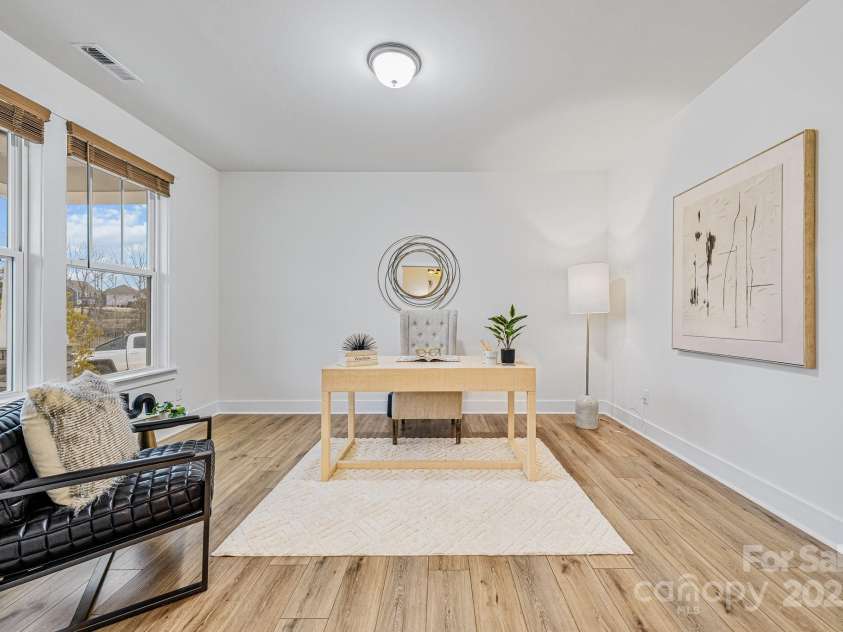 800 Landau Road, Waxhaw, NC 28173.  MLS# CAR4211219, YatesRealty ID 3991. Office