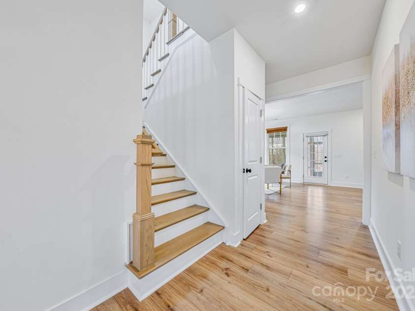 800 Landau Road, Waxhaw, NC 28173.  MLS# CAR4211219, YatesRealty ID 3991. Stairs