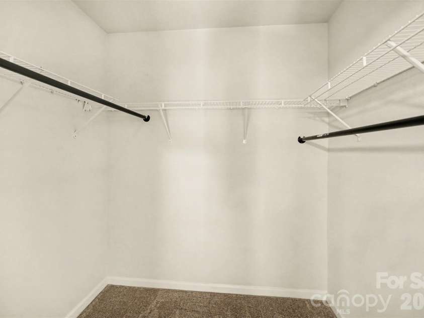 8411 Highgate Drive, Charlotte, NC 28215.  MLS# CAR4421479, YatesRealty ID 39911. 