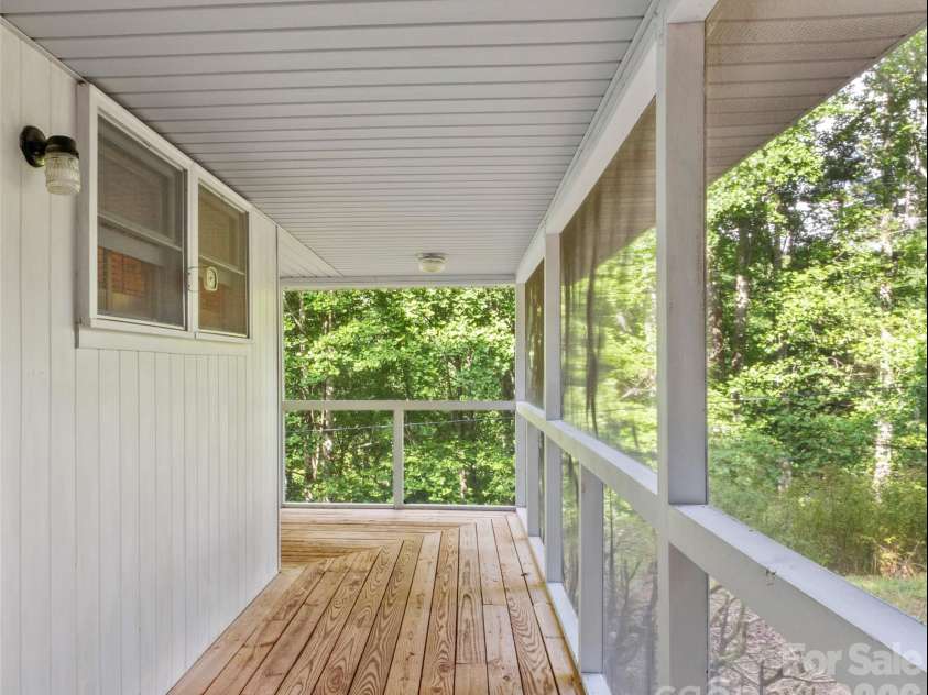 144 Florida Hill Drive, Green Mountain, NC 28740.  MLS# CAR4403040, YatesRealty ID 39914. 