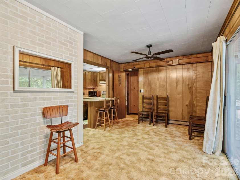 144 Florida Hill Drive, Green Mountain, NC 28740.  MLS# CAR4403040, YatesRealty ID 39914. 
