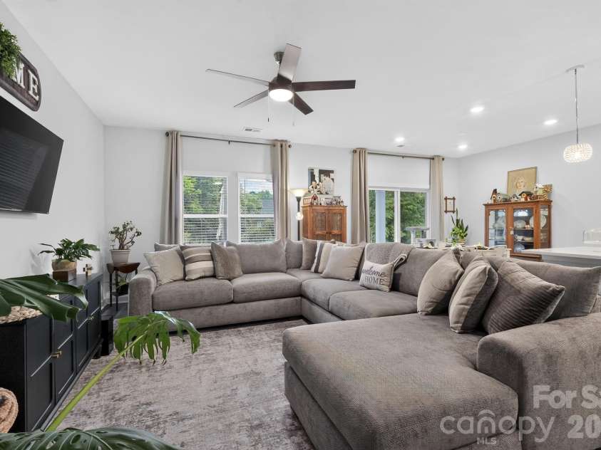1229 Morehead Drive, Salisbury, NC 28144.  MLS# CAR4407670, YatesRealty ID 39916. 