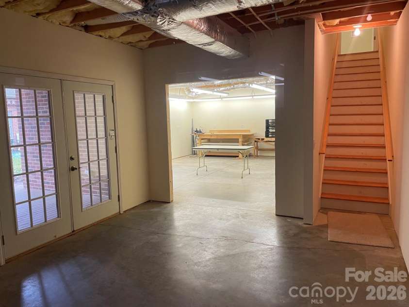 513 26th Avenue, Hickory, NC 28601.  MLS# CAR4407349, YatesRealty ID 39918. 513A Basement