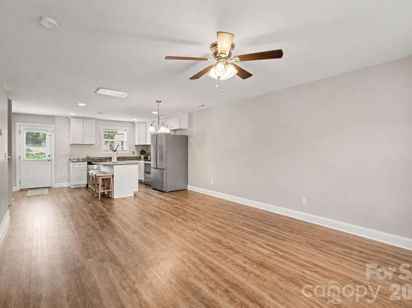185 Coley Street, Kannapolis, NC 28083.  MLS# CAR4405492, YatesRealty ID 39919. 